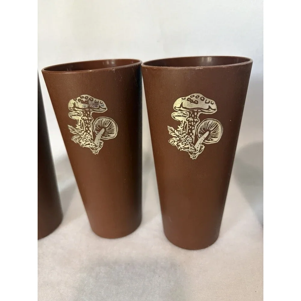 Vintage Tupperware Plastic Tumblers With Gold Mushroom Design Set Of 6